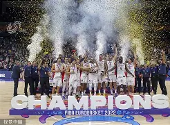 迈阿密国际门将卡伦德